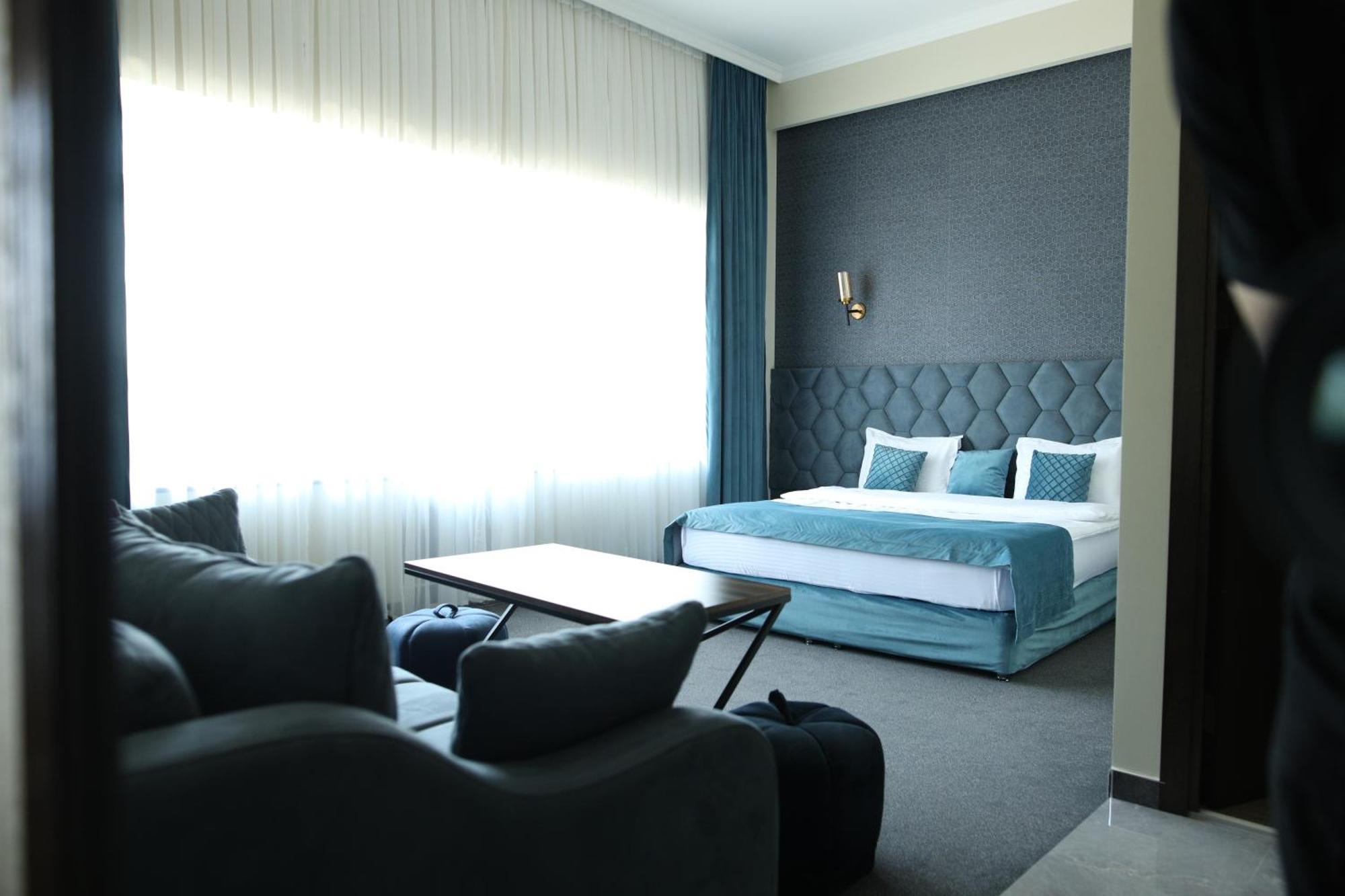 Bmg Hotel By Grigoryans Group Goris Extérieur photo