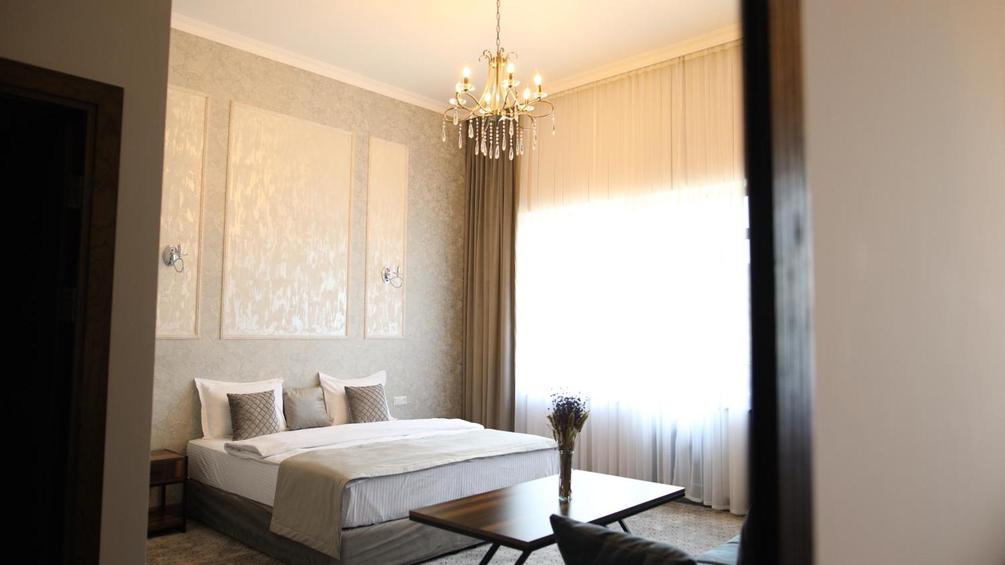 Bmg Hotel By Grigoryans Group Goris Extérieur photo