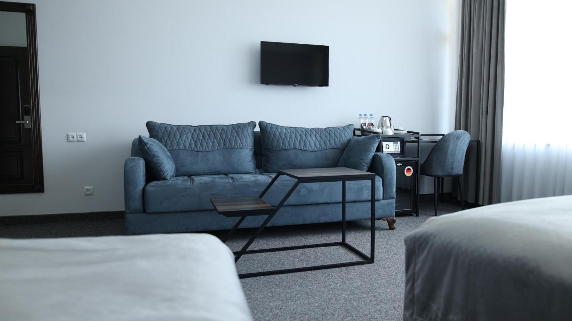 Bmg Hotel By Grigoryans Group Goris Extérieur photo